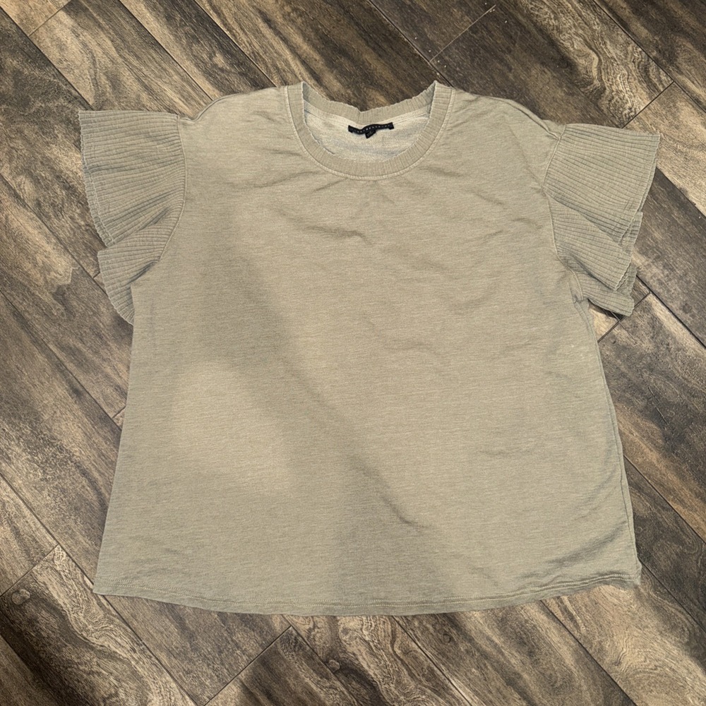 Jane and Delancey Women's 1X Sage Green Crewneck T-Shirt Pleated Ruffle Sleeves